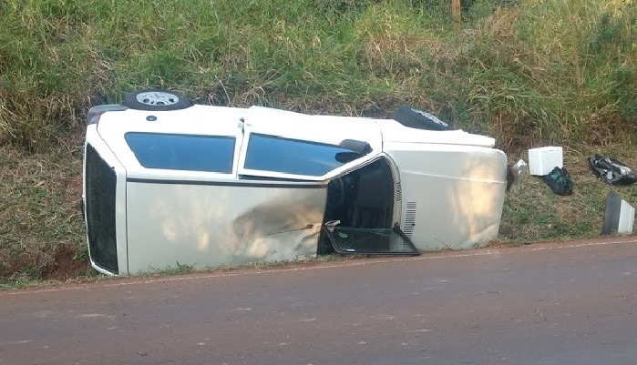 Laranjeiras - Capotamento na PR 565, sentido Porto Barreiro