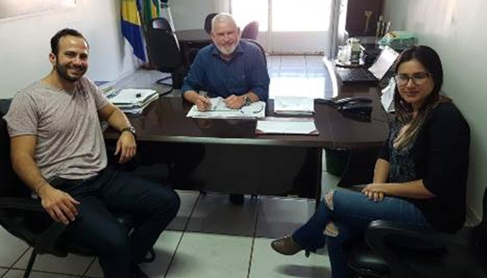 Guaraniaçu - Delegado realiza visita ao Prefeito Osmário Portela