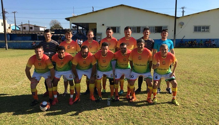 Campo Bonito - Equipe de Futebol Sete é prata no Jarcan's 2018
