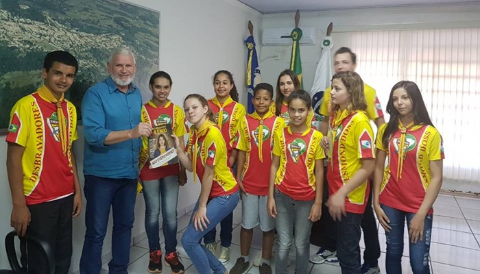 Guaraniaçu - Desbravadores realizam ações alusivas ao Setembro Amarelo