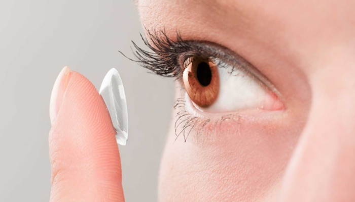 Usa lentes de contato? Atenção à infecção rara que provoca cegueira