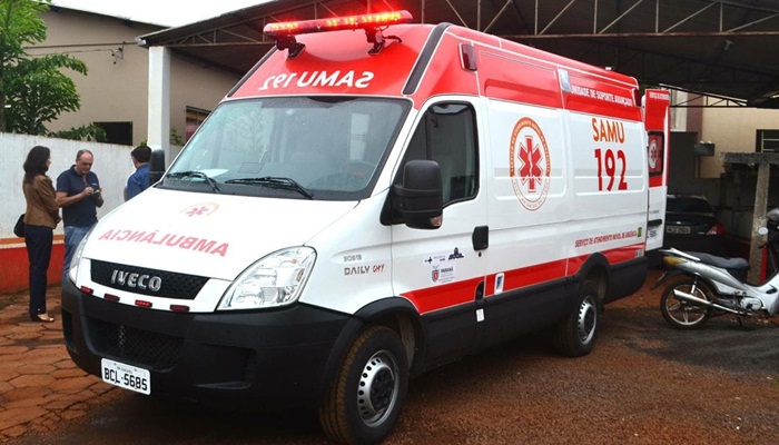 Quedas - CONSAMU entrega ambulância 0 Km