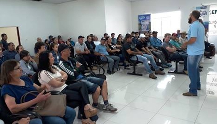 Guaraniaçu - Emater e “Parceiros” promovem Reunião Técnica com Produtores de Leite no Município