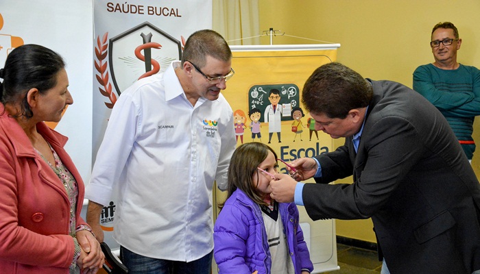 Laranjeiras - Prefeitura vai distribuir mais de 30 óculos a pacientes