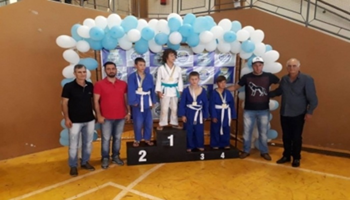 Porto Barreiro - Município é campeão da 2° Copa Zoe de Judô