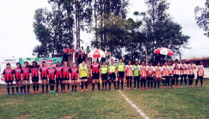 Nova Laranjeiras - Colégio Rio das Cobras chega a fase final do JEPs Bom de Bola com duas equipes feminino