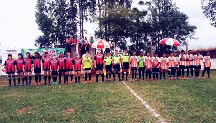 Foto - Assessoria Nova Laranjeiras - Colégio Rio das Cobras município chega a fase final do JEP's Bom de Bola com duas equipes feminino A e B