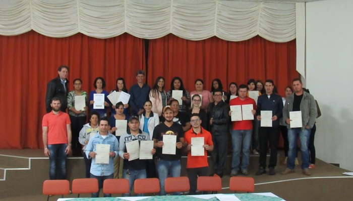 Catanduvas - CRAS realizou entrega de certificados dos cursos de Qualificação do ano 2017/2018