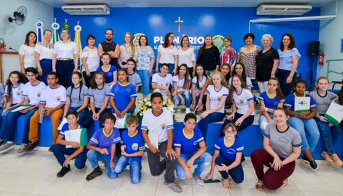 Campo Bonito - Colégio José Bonifácio realiza 29º Concurso de Oratória