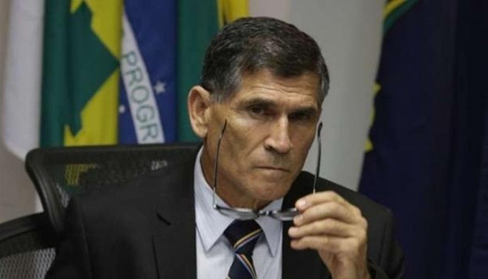 General Santos Cruz é escolhido novo secretário de governo