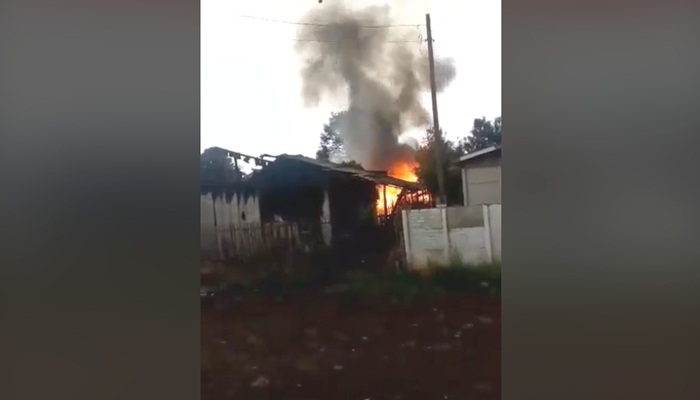 Pinhão - Casa é destruída por incêndio