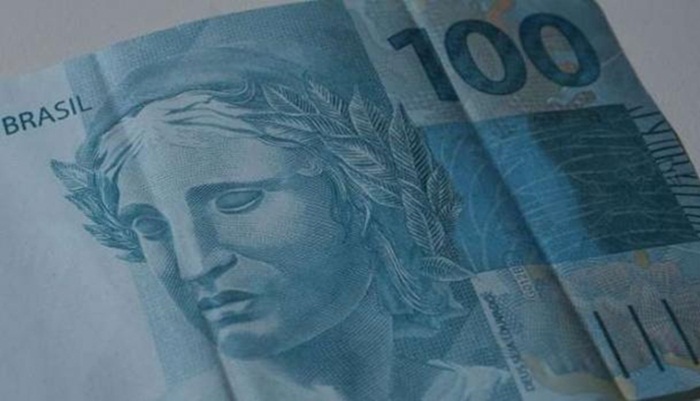 Contribuintes do Paraná recebem R$ 17 milhões no 7º e último lote de restituição do IR 2018