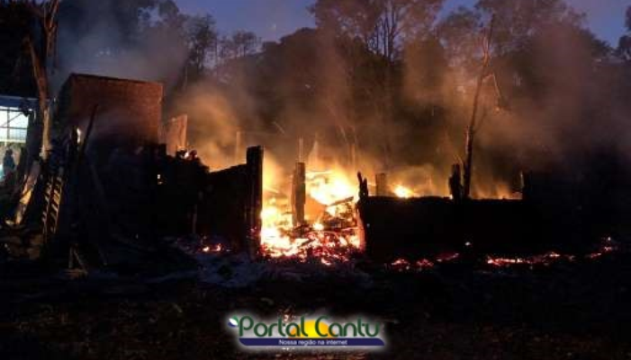 Guaraniaçu – Família que perdeu tudo em incêndio precisa de ajuda