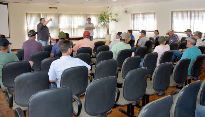 Laranjeiras - Conselho Municipal de Desenvolvimento Rural realiza última reunião de 2018