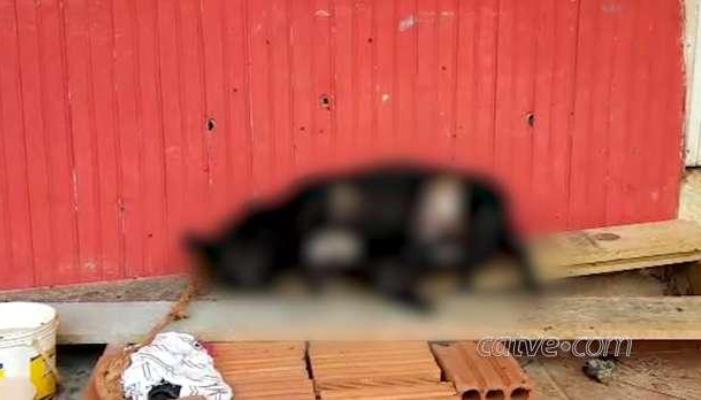 Família viaja e cachorro morre enforcado no Bairro Santa Felicidade