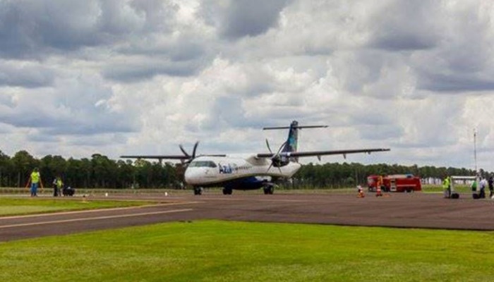 Azul inaugura voo de Curitiba para Toledo