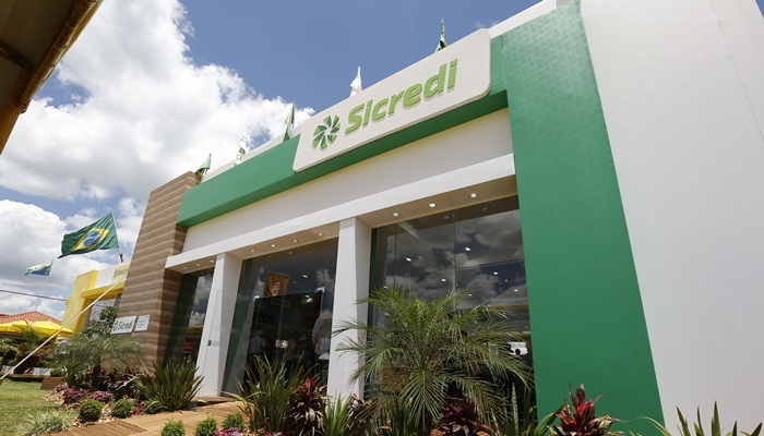 Com expectativa positiva, Sicredi disponibiliza R$ 550 milhões para financiamentos no Show Rural Coopavel