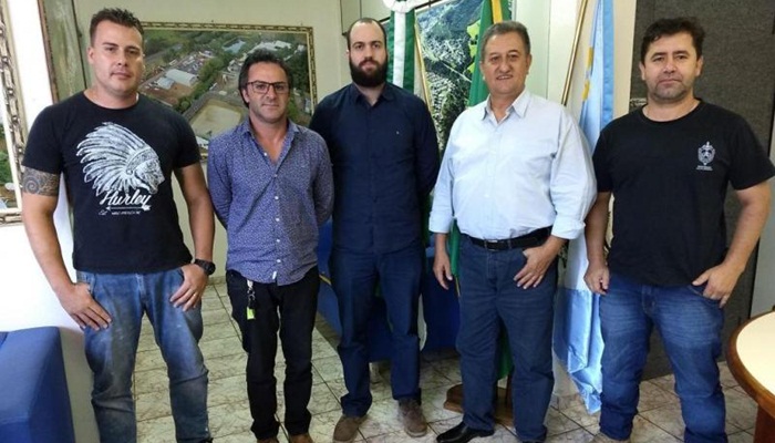Nova Laranjeiras - Prefeito José Lineu Gomes recebeu visita do novo delegado chefe da comarca de Laranjeiras