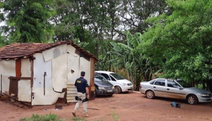 Depósito de contrabandistas é encontrado em aldeia indígena no Paraná