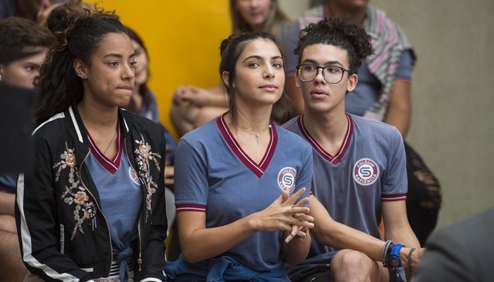 'Malhação': Michael manda a real e deixa Pérola e Jade abismadas