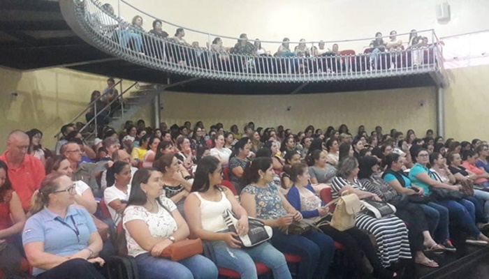 Guaraniaçu - Itaipu realiza Seminário com professores da Rede Municipal de Ensino
