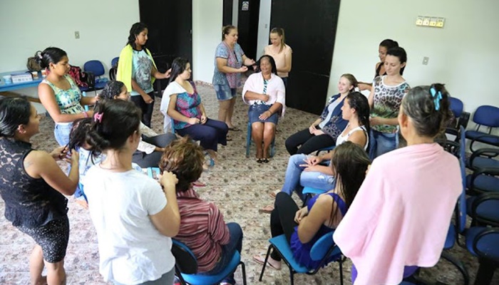 Virmond - Curso de cabeleireiro promovido pela Secretaria de Assistência Social e CRAS está em fase de atendimento ao público