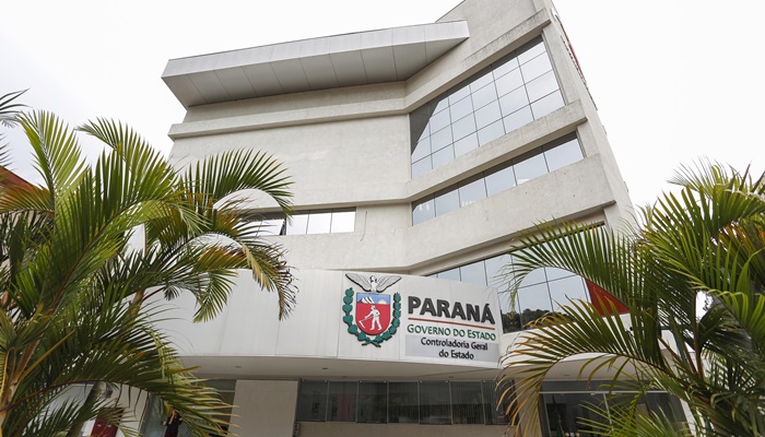 Governo do Paraná fará pente fino em atestados médicos de servidores públicos