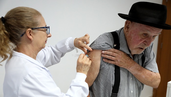 Laranjeiras - Em três dias de campanha município aplicou 522 doses de vacina contra a Gripe