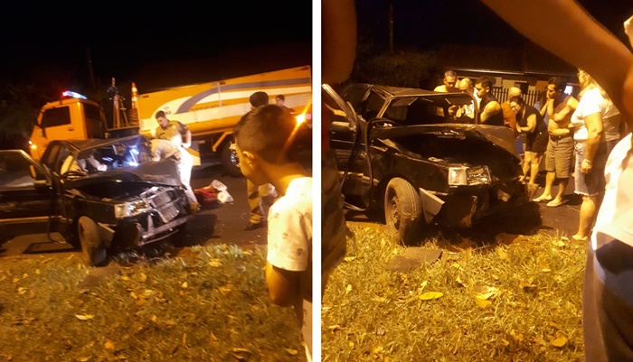 Laranjeiras - Veículo bate violentamente contra árvore e condutor é levado para hospital