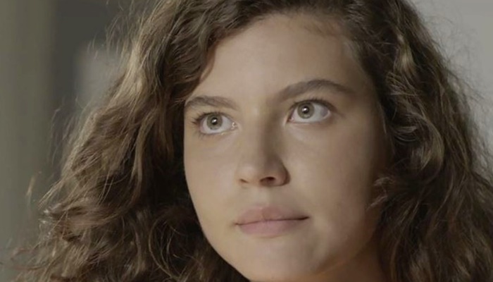 'Malhação': Rita fica aflita com exame de DNA: 'E se ela não for a minha filha?'