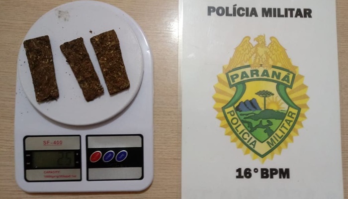 Pinhão - Polícia apreende adolescente com droga 