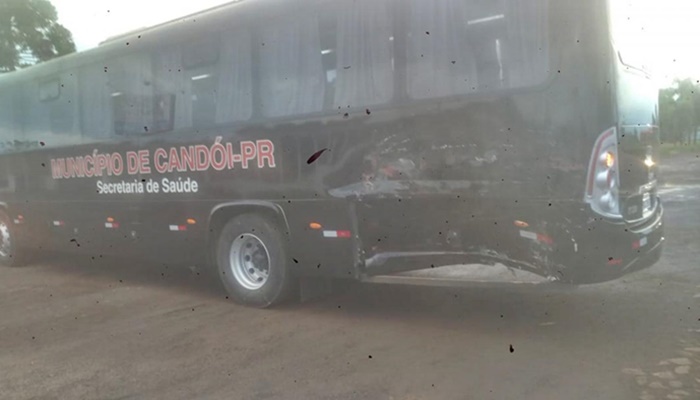 Candói - Ônibus da Secretaria de Saúde se envolve em acidente na BR-277
