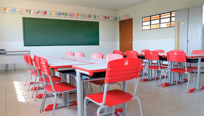 Laranjeiras - Prefeitura inaugura nova Escola no Loteamento Santo Antônio de Pádua