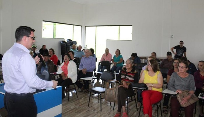 Porto Barreiro - Encontro da Melhor Idade conta com palestra sobre Cooperativismo e Educação Financeira