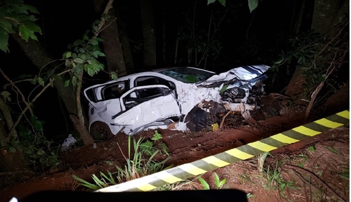 Acidente deixa cinco mortos em rodovia do Paraná