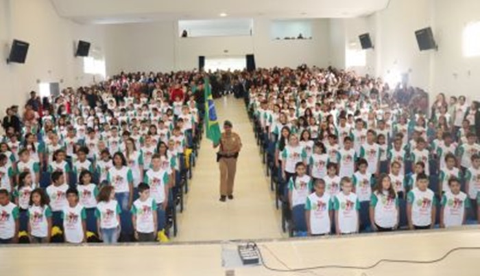 Candói - Mais de 200 alunos se formam no Proerd