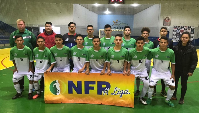 Pinhão - Futsal Sub 17 está entre as 8 melhores equipes do Estado