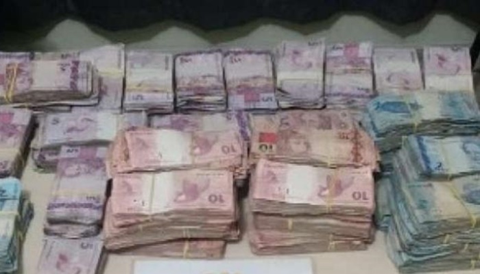 Polícia Militar encontra R$40 mil em compartimento secreto de carro apreendido