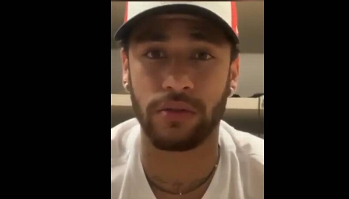 Em rede social, Neymar se defende de acusação
