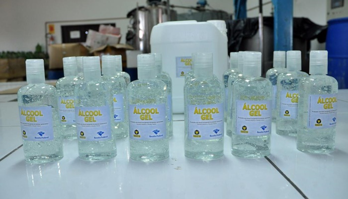 Unicentro transforma bebidas apreendidas em álcool para higienização