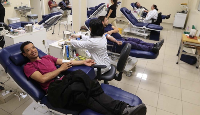 Embora não falte sangue, ainda faltam cerca de 100 mil doadores no Paraná