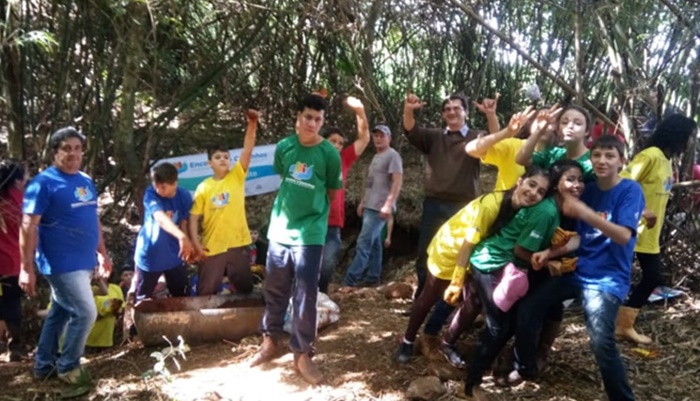 Campo Bonito - Projeto Proteções de Nascentes leva alunos até a fonte