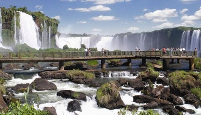 Cataratas do Iguaçu e Muralha da China serão promovidas mundialmente em parceria inédita