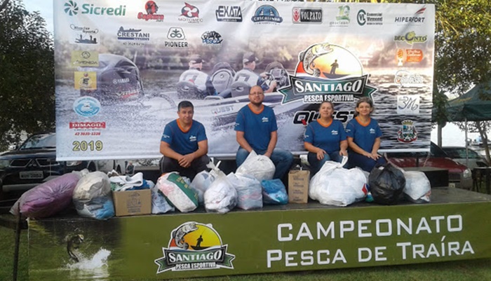 Rio Bonito - Santiago Pesca Esportiva doa itens de inverno para Assistência Social
