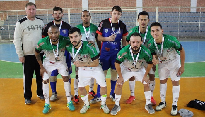 Pinhão - Futsal, basquete e bolão conquistam medalhas nos Jogos Abertos em Bituruna