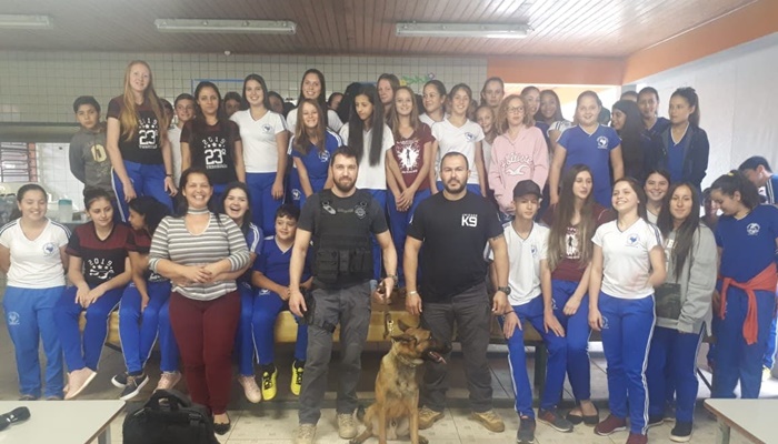 Laranjeiras - Polícia Civil realizou diversas palestras para jovens e adolescentes de toda região da 2ª S.D.P