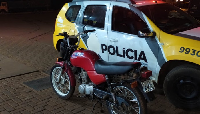Quedas - Polícia Militar recupera moto furtada