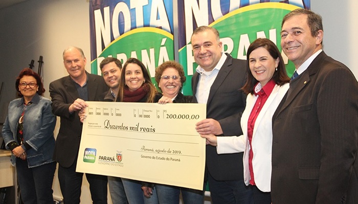 Instituições recebem R$ 400 mil em premiação do programa Nota Paraná