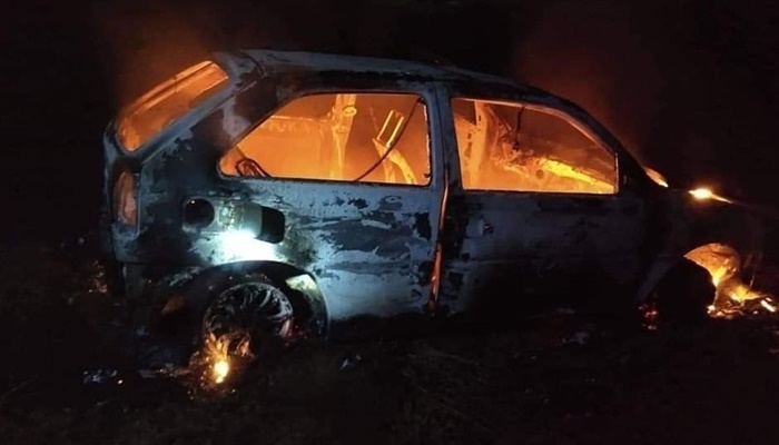 Candói - Veículo é furtado e incendiado