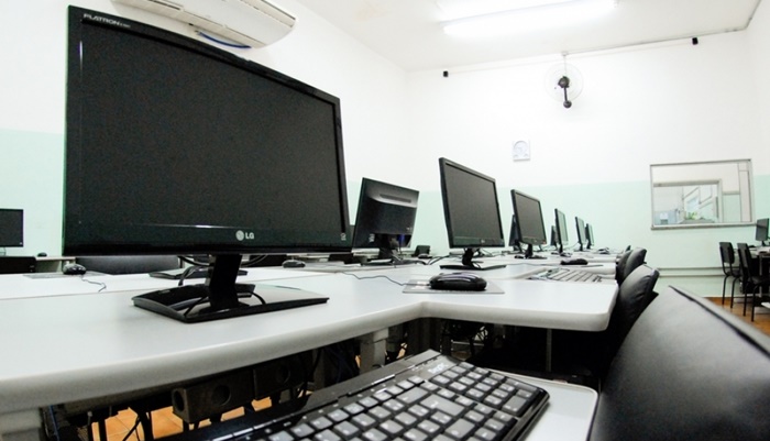 Pinhão - Secretarias de Assistência Social e Industria, Comércio ofertam curso Auxiliar de Informática